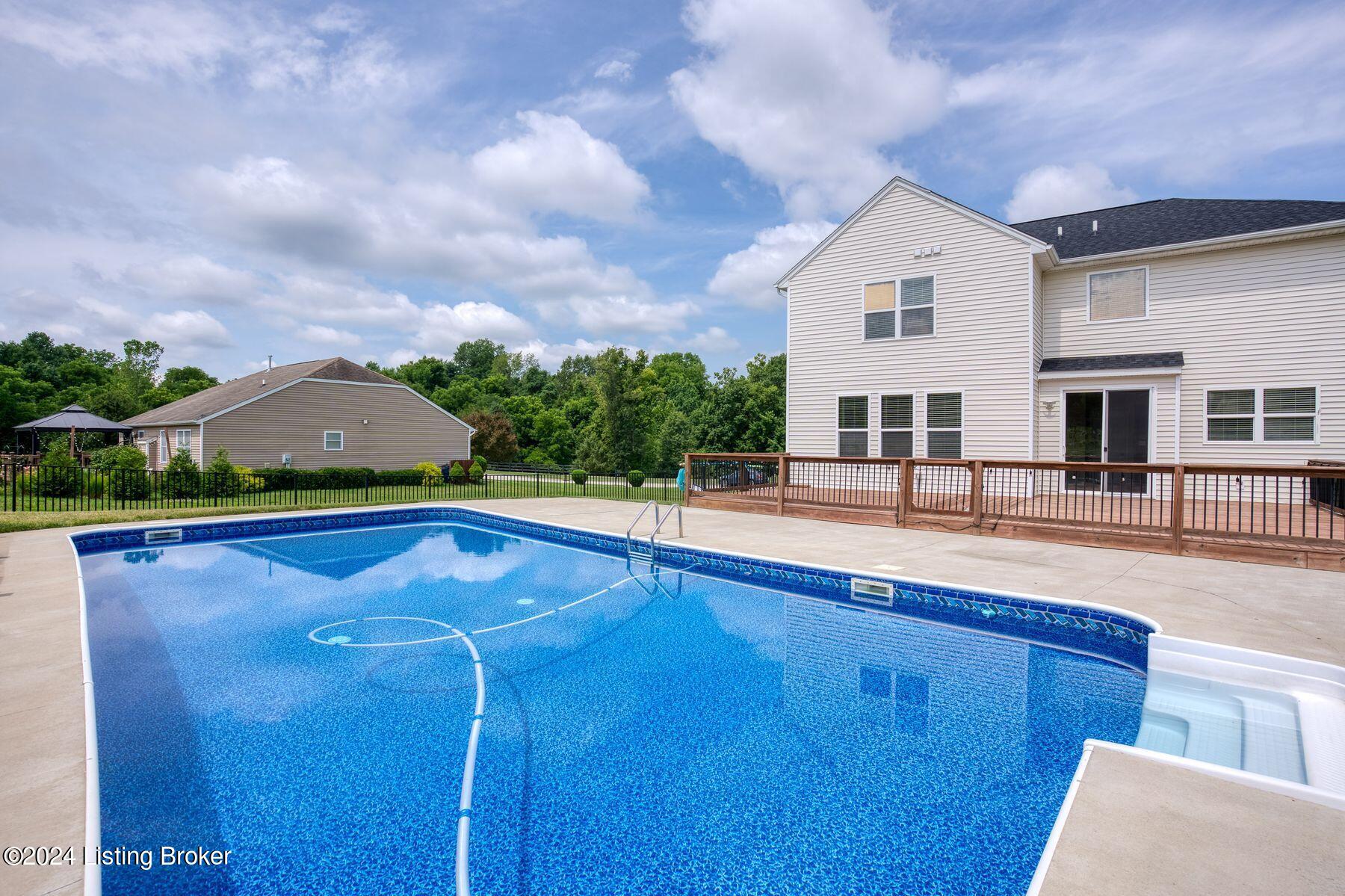 2203 Cherry Creek Rd