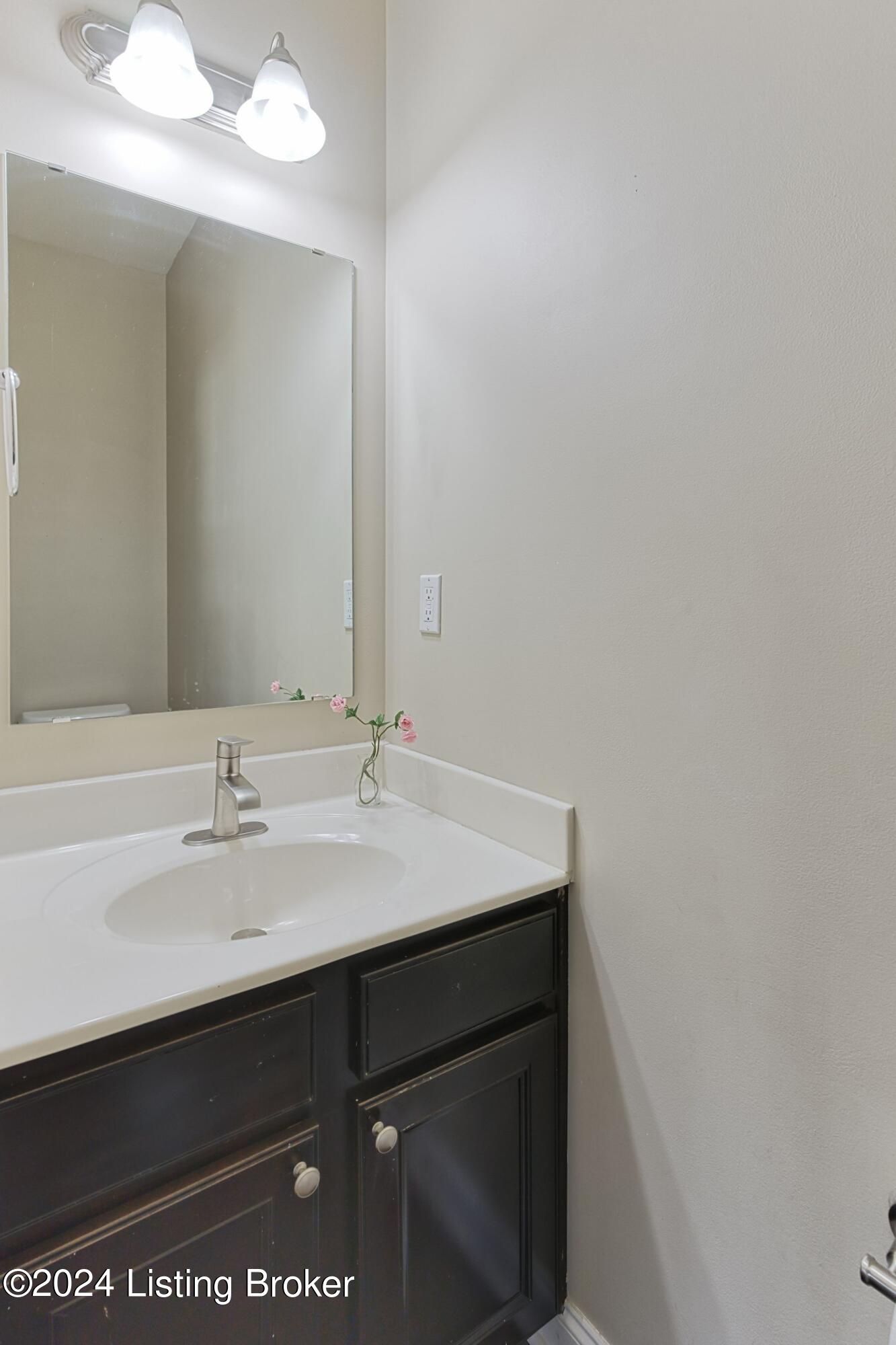 2203 Cherry Creek Rd