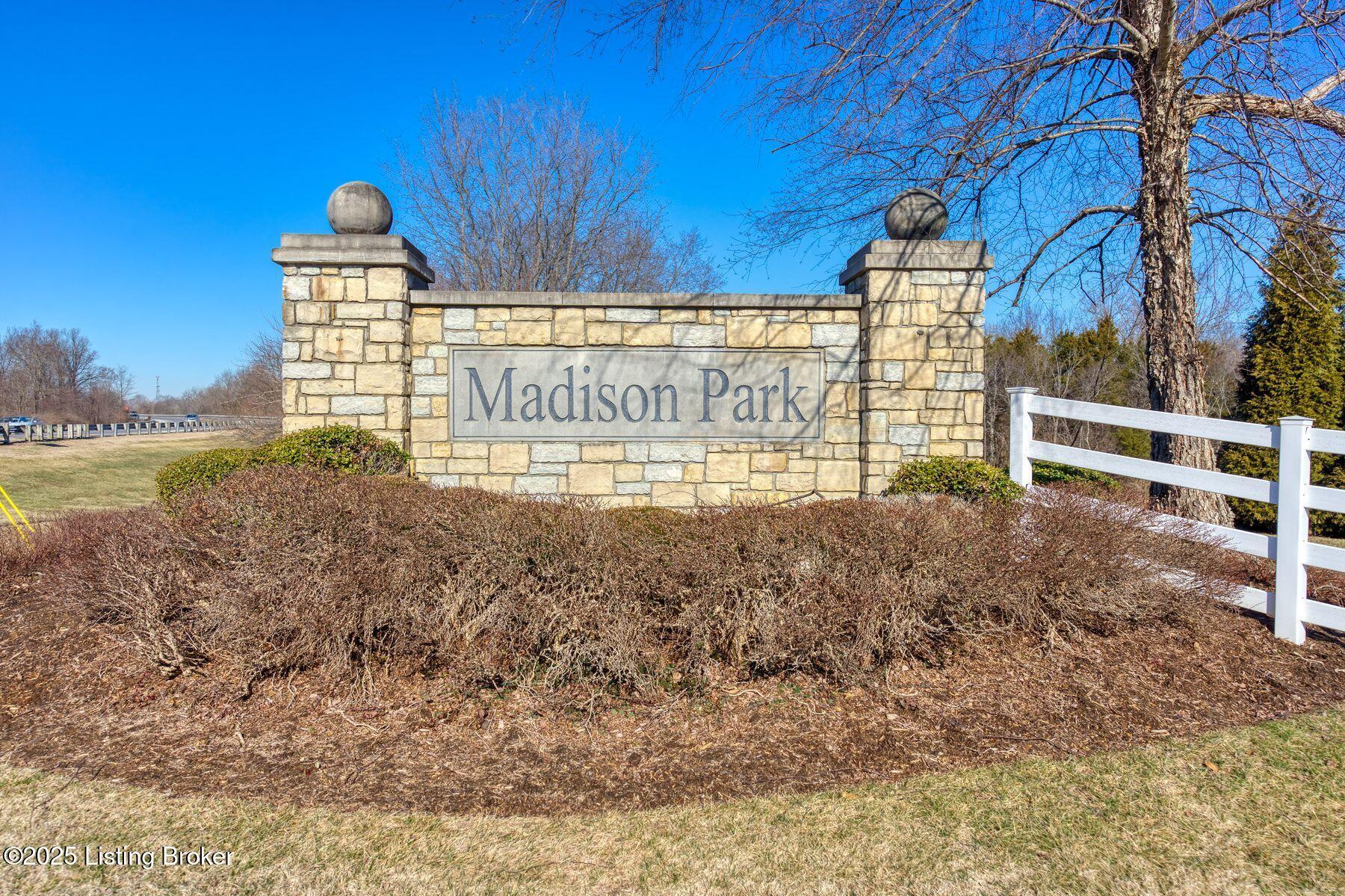 6401 Shelton Cir, 206