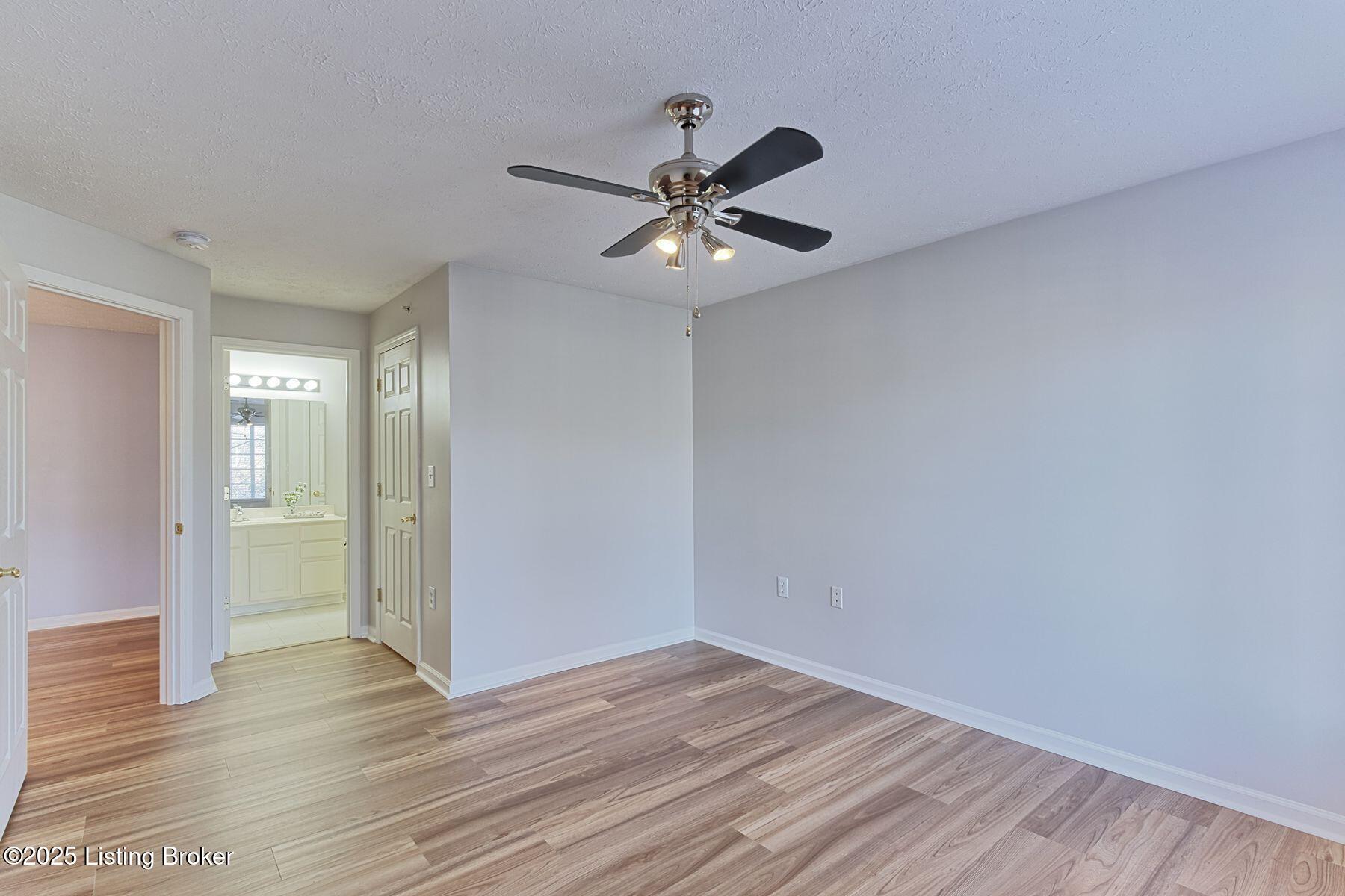 6401 Shelton Cir, 206