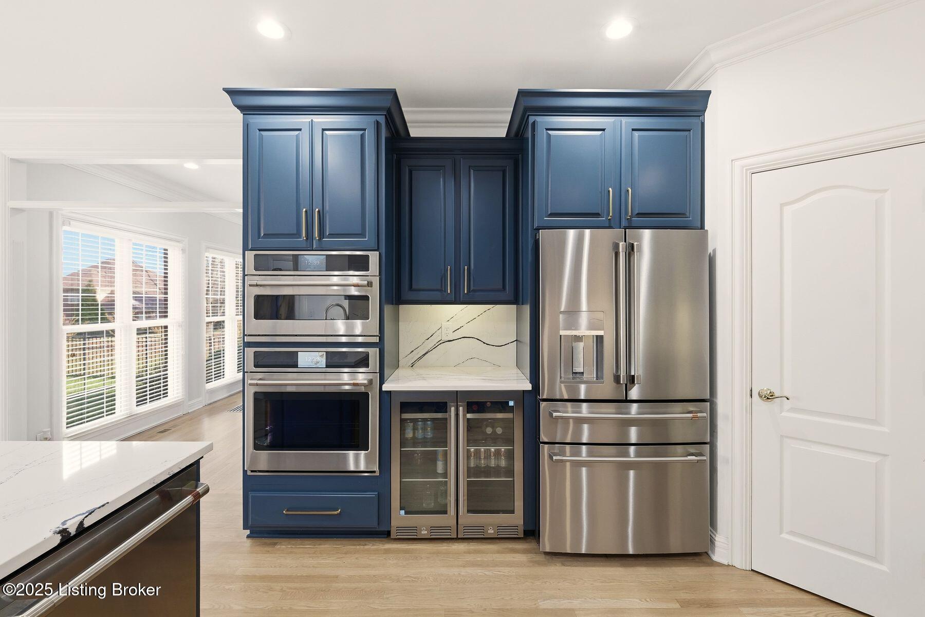 12808 Crestview Cove