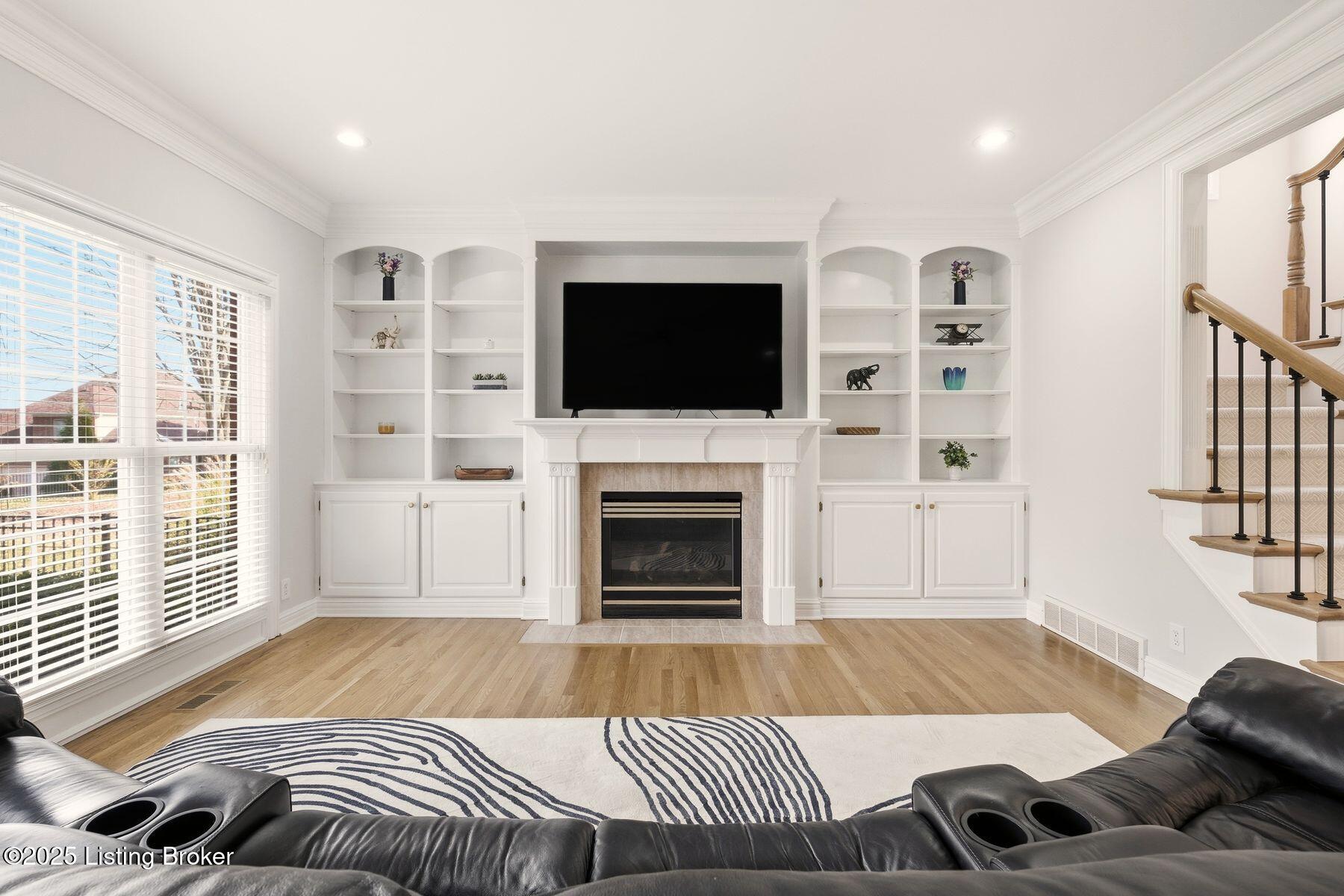 12808 Crestview Cove