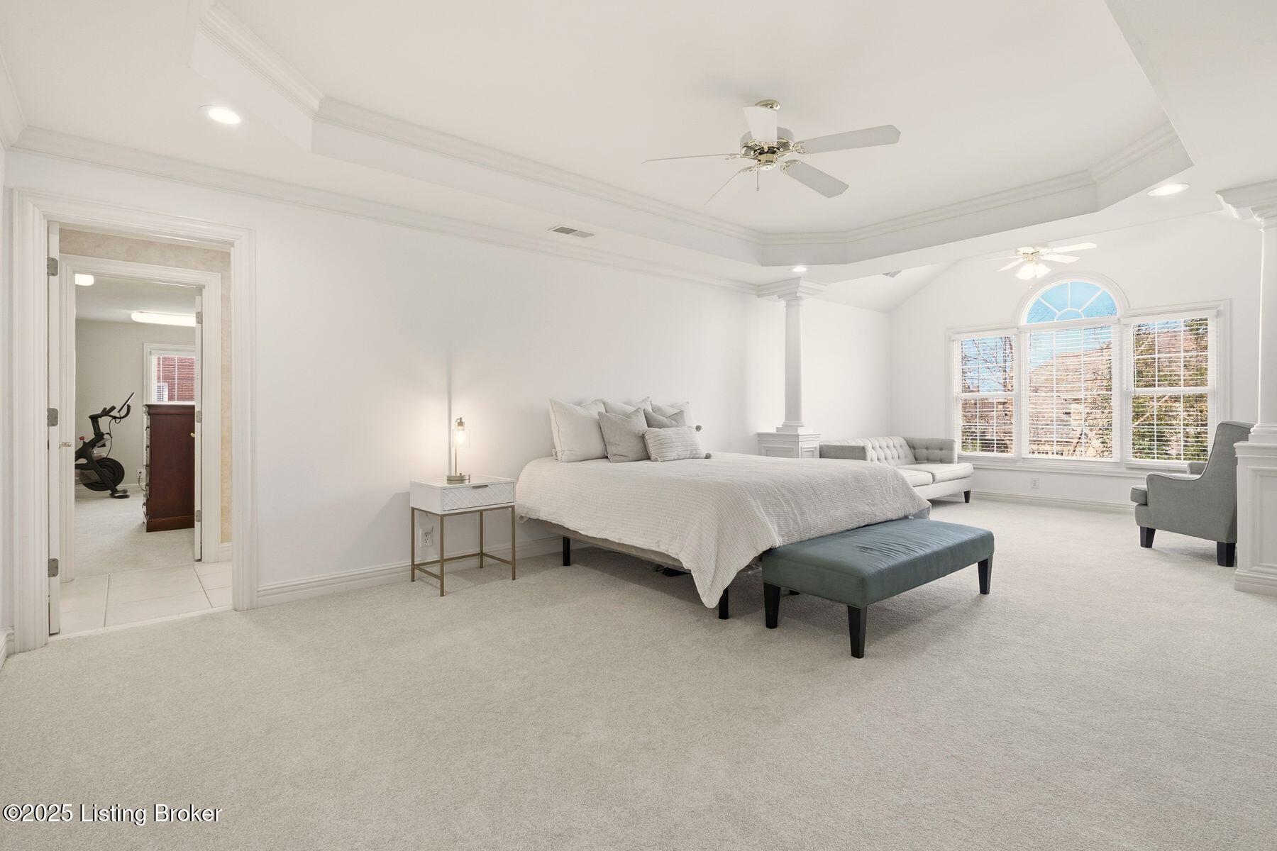 12808 Crestview Cove