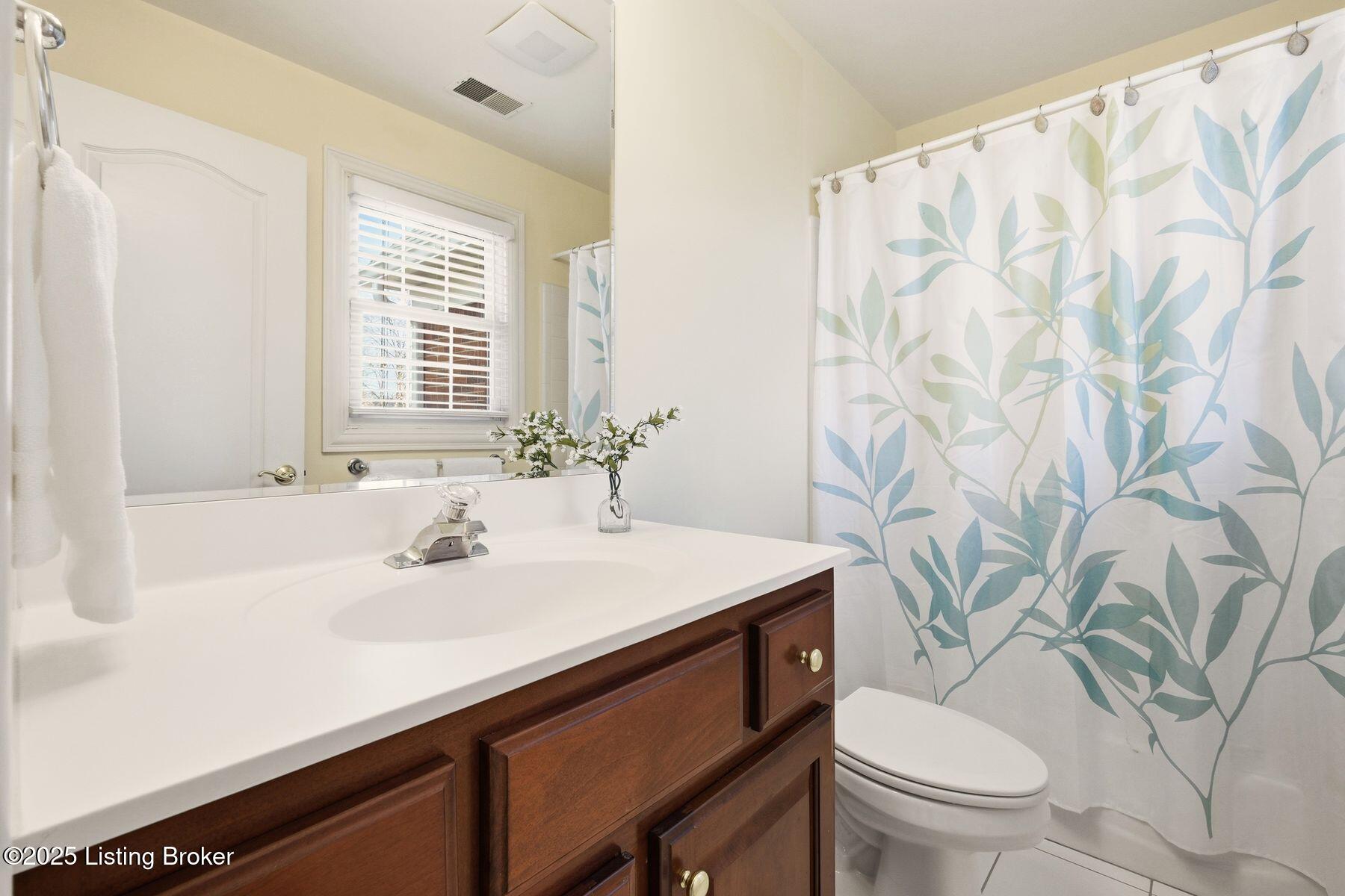 12808 Crestview Cove