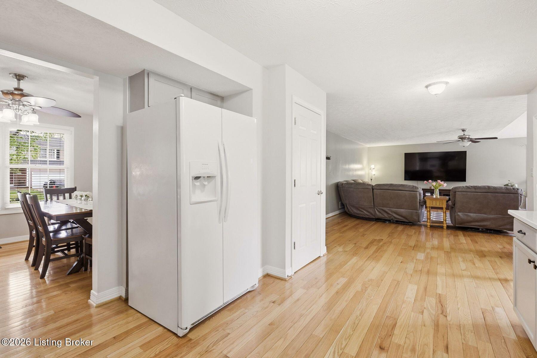 11903 Stable Springs Dr