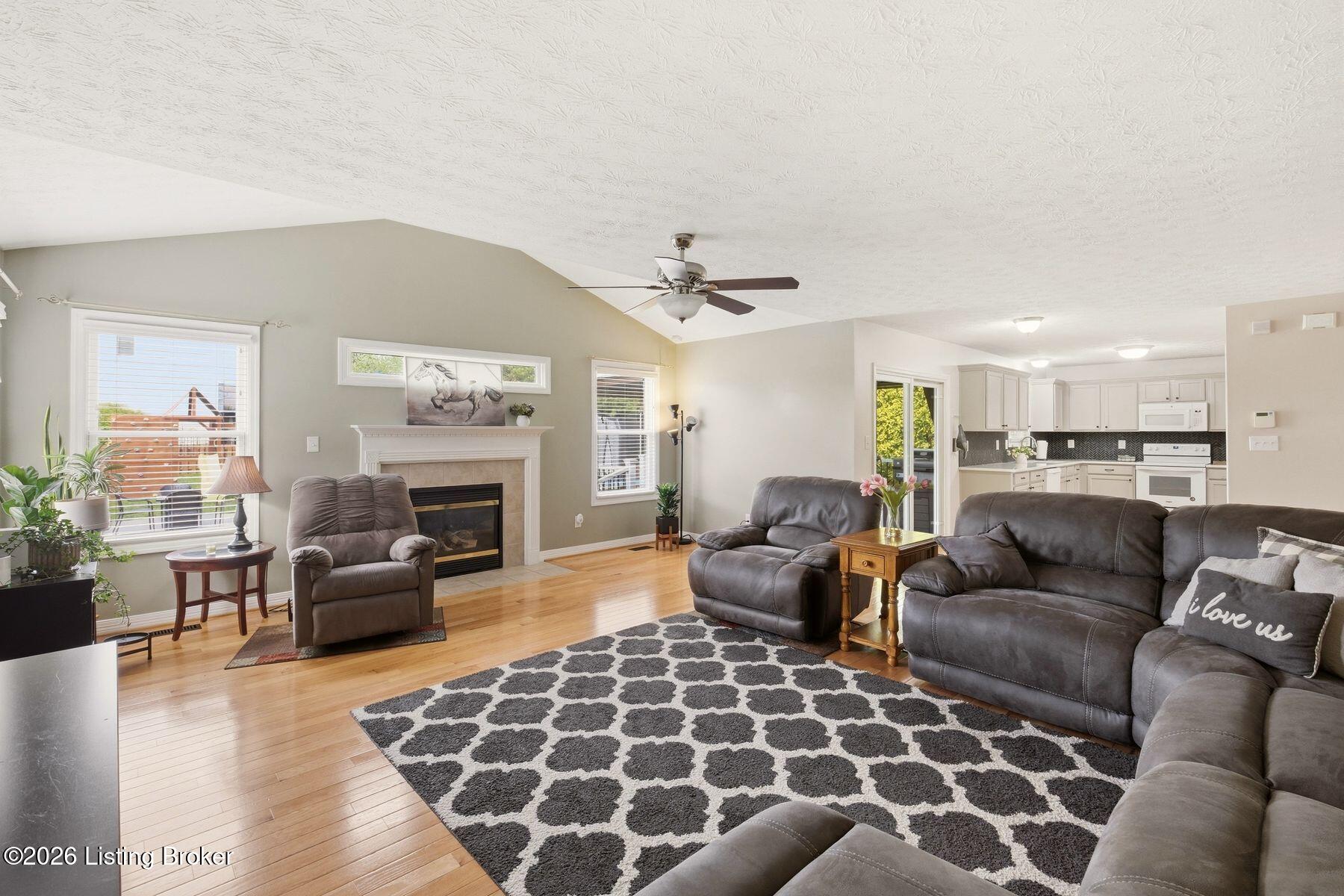 11903 Stable Springs Dr