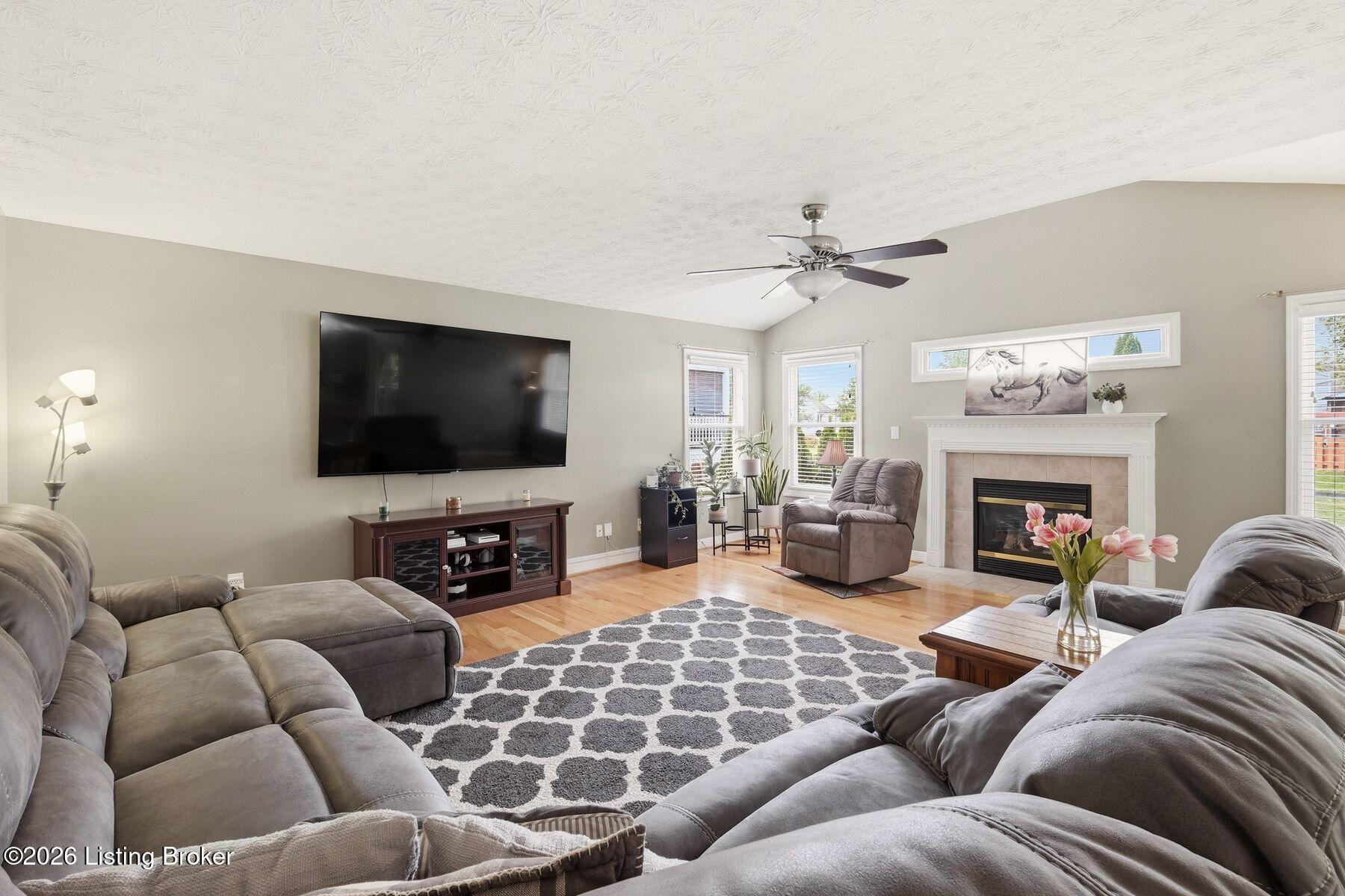 11903 Stable Springs Dr