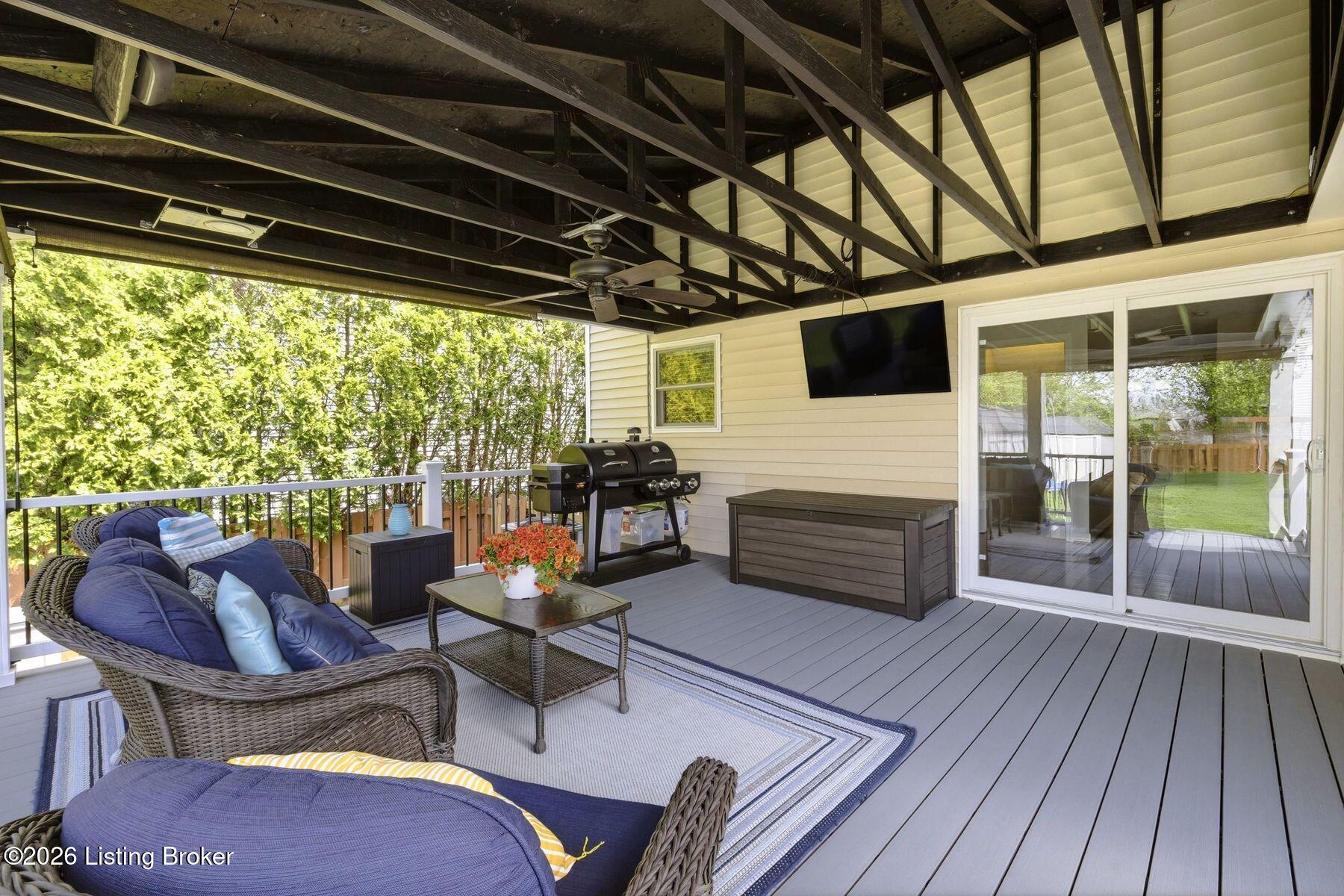 11903 Stable Springs Dr