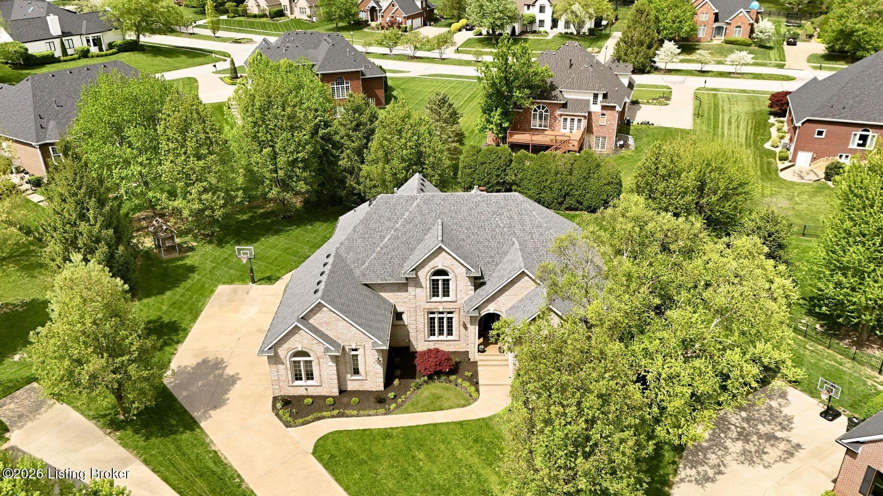3025 Hilltop Ct