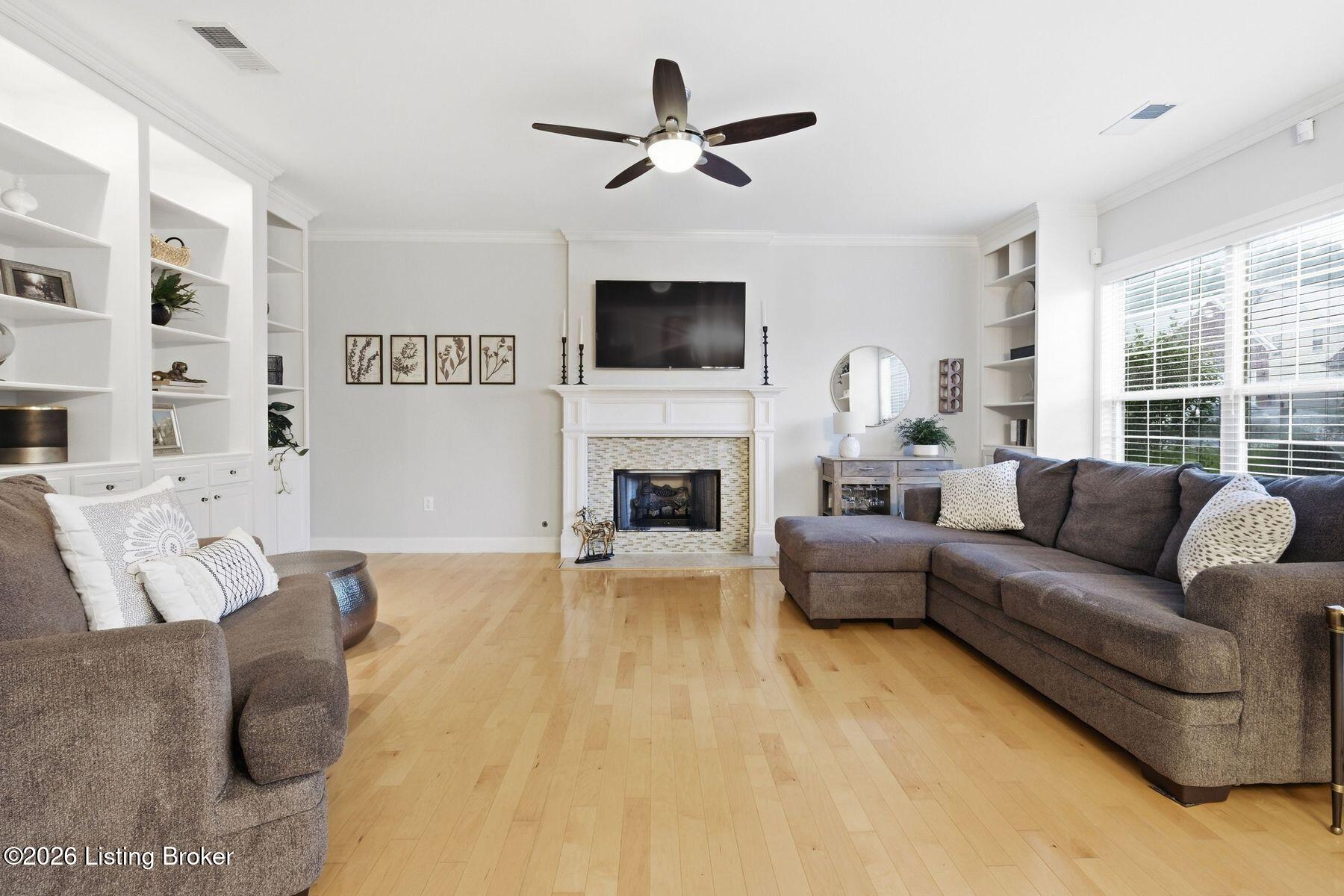 1929 Belay Way