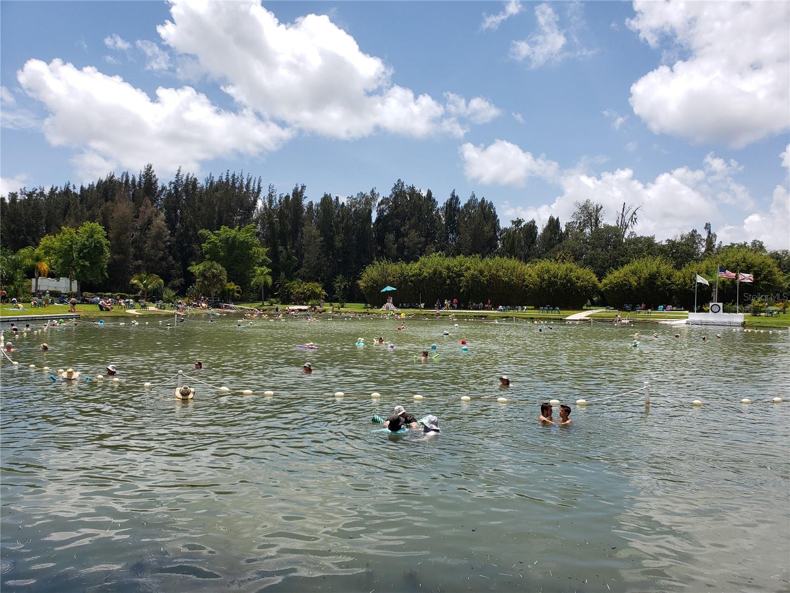 1134202203 UNITY CIR