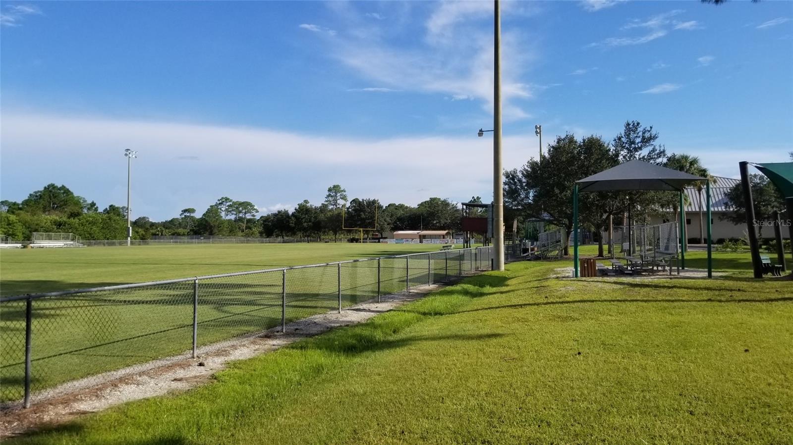 1134202203 UNITY CIR