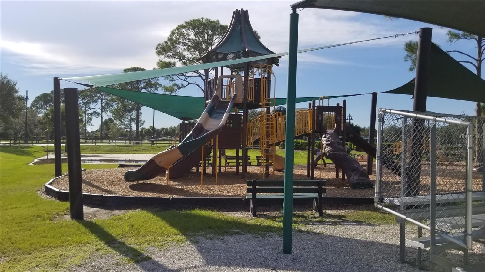 1134202203 UNITY CIR