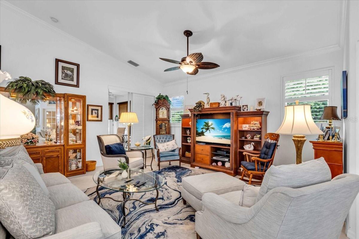 235 AUBURN WOODS CIR