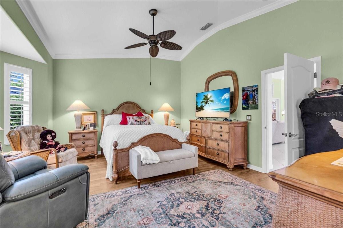 235 AUBURN WOODS CIR