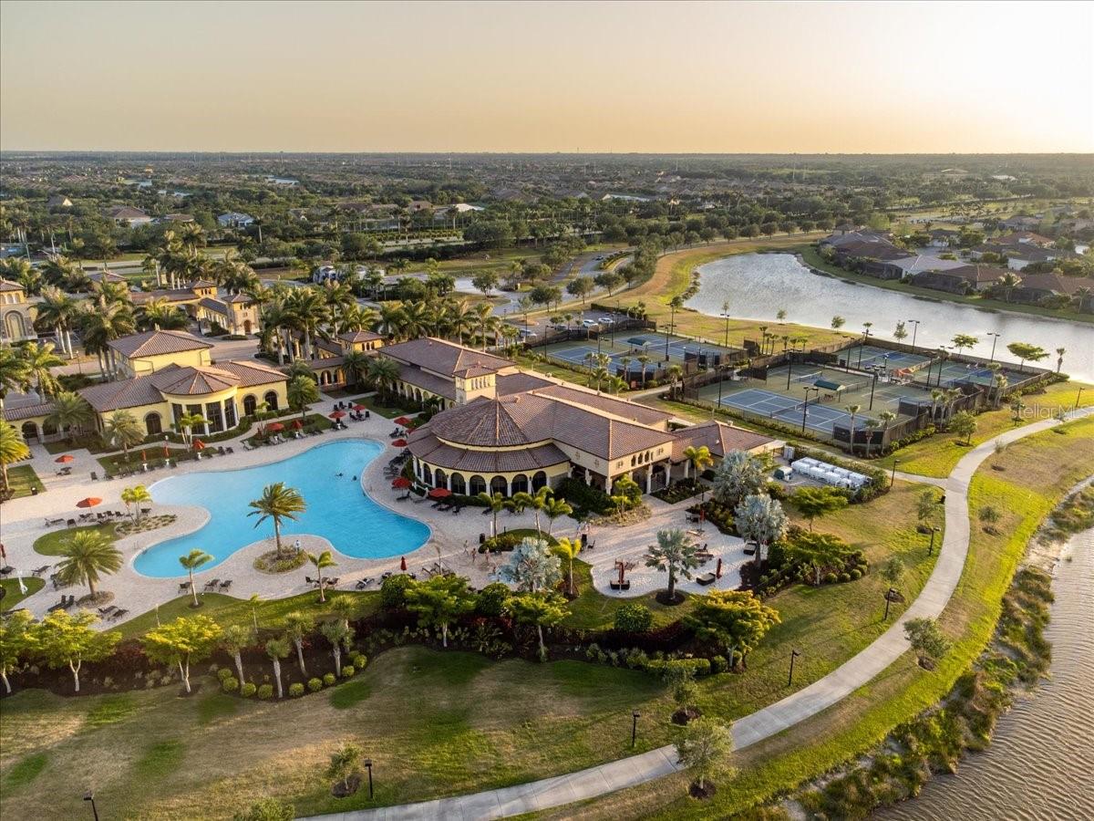 20201 RAGAZZA CIR #201