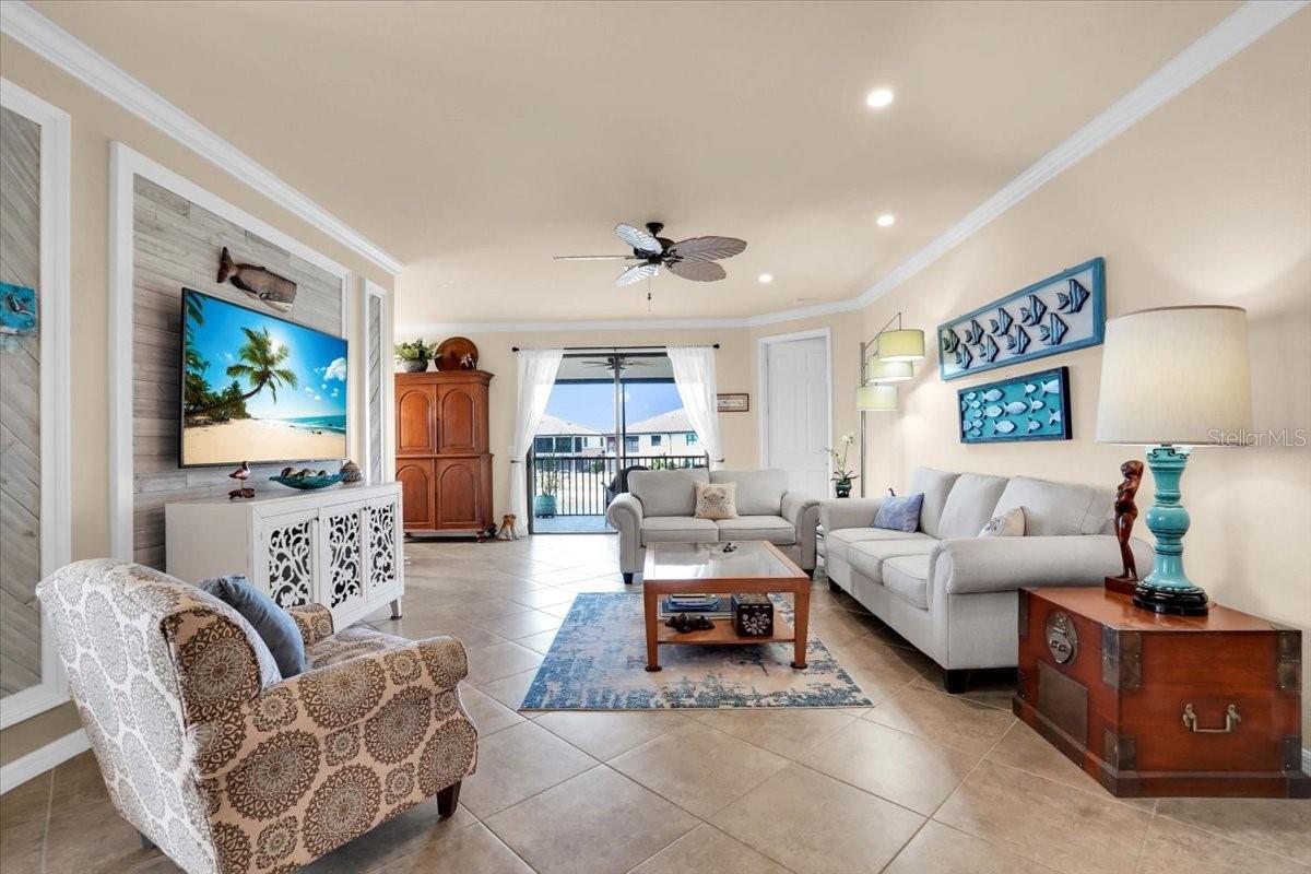 20201 RAGAZZA CIR #201