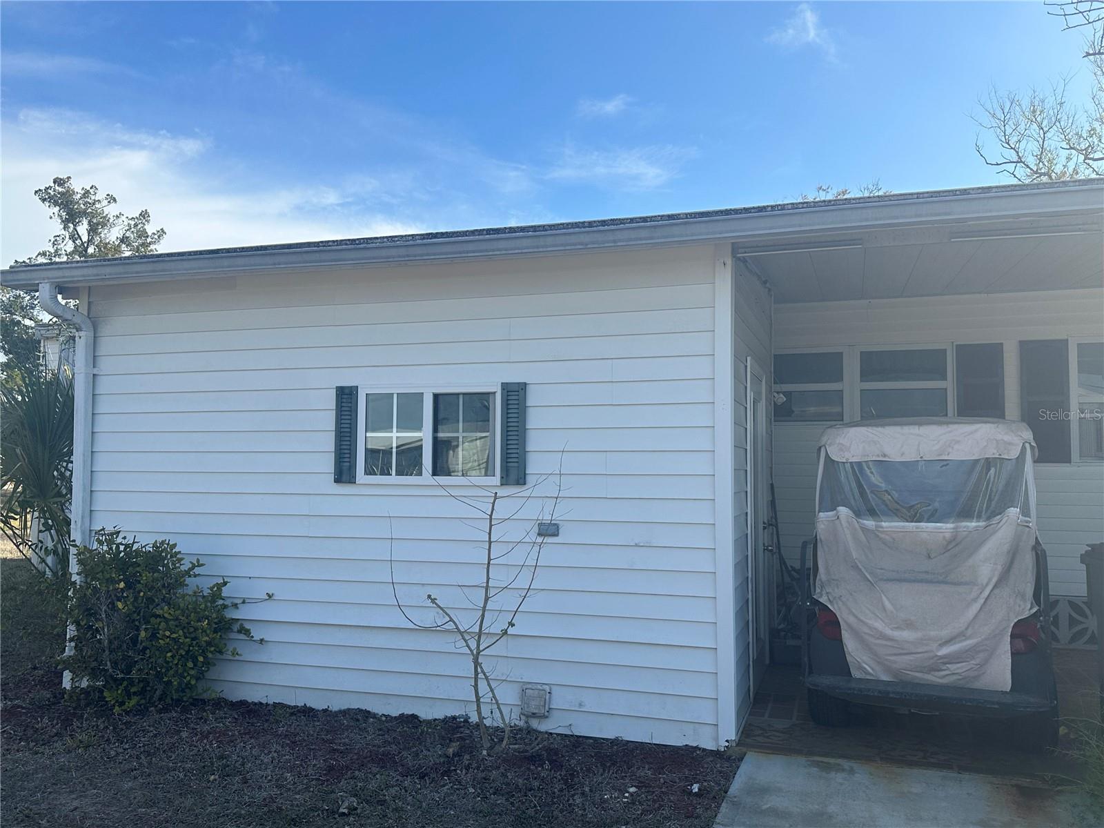 6882 HOLO CT