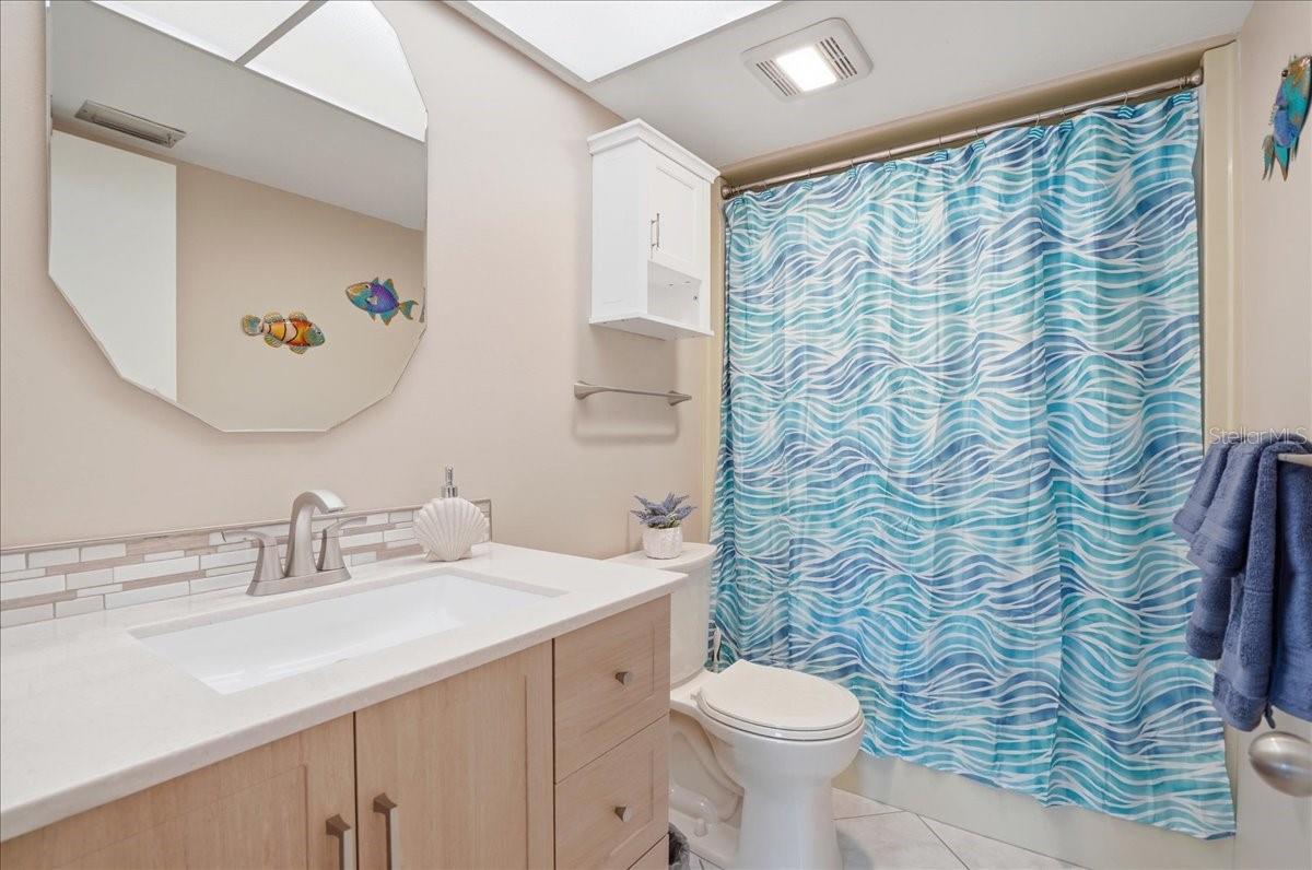 755 VILLAGE CIR #203