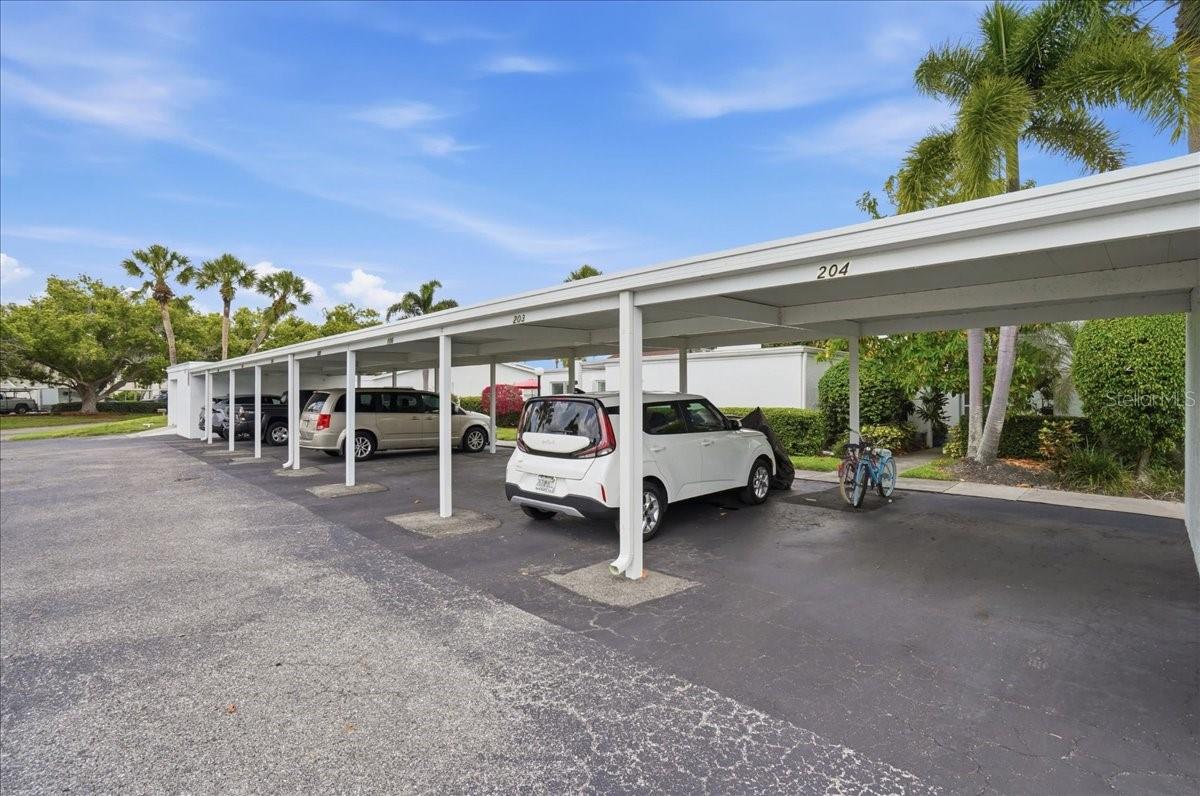 755 VILLAGE CIR #203