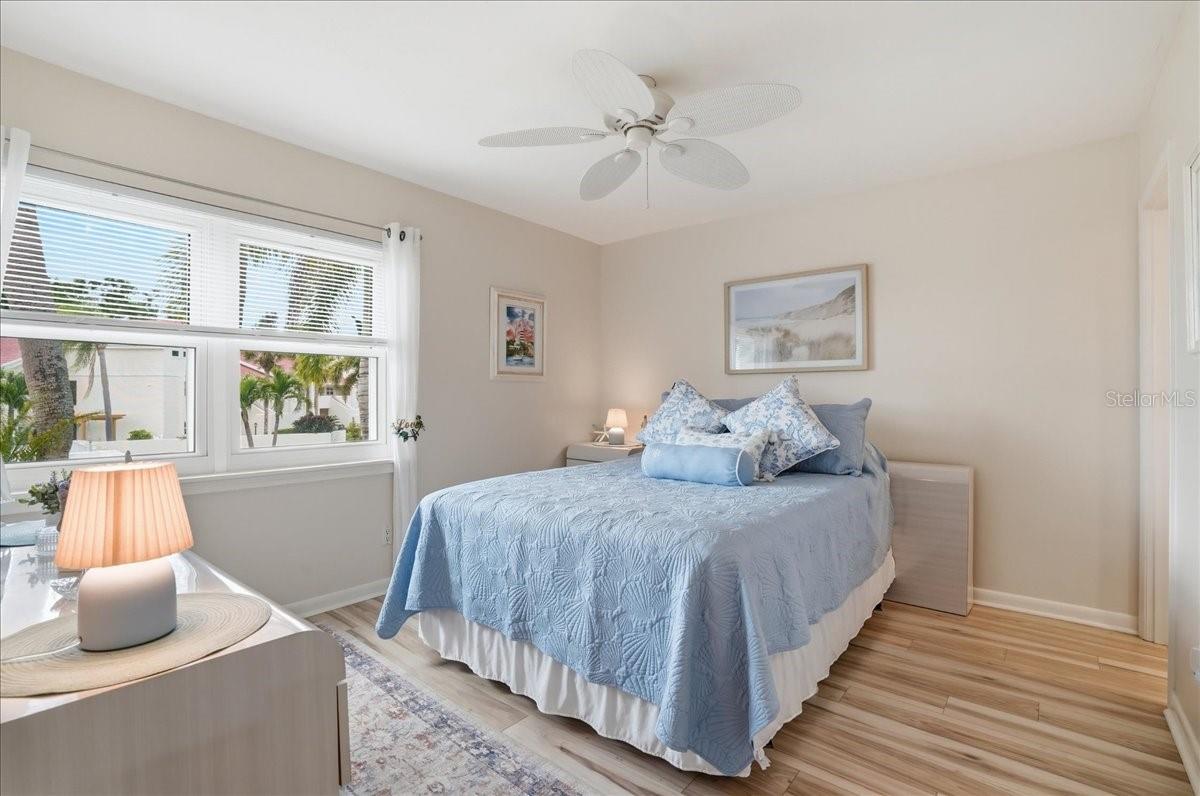 755 VILLAGE CIR #203