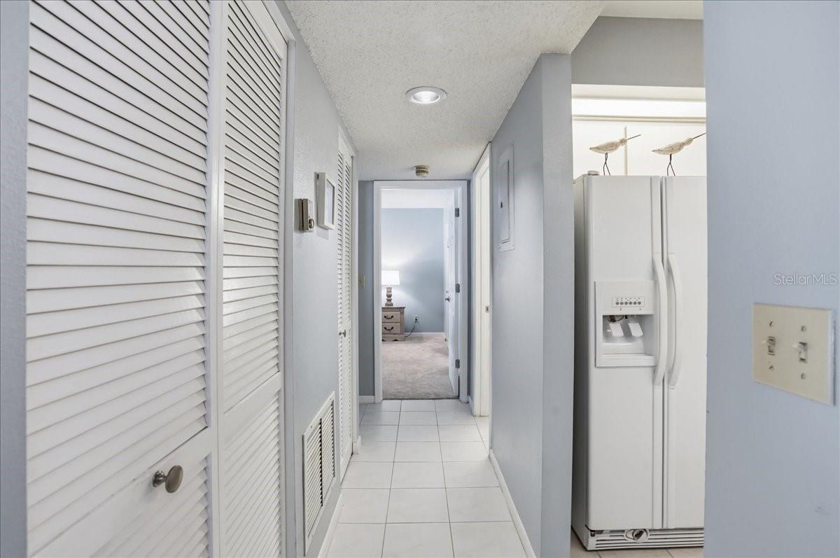 646 BIRD BAY DR E #205