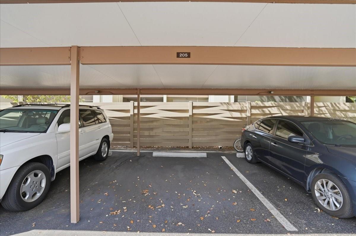 646 BIRD BAY DR E #205