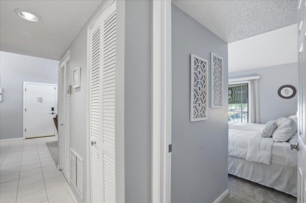 646 BIRD BAY DR E #205