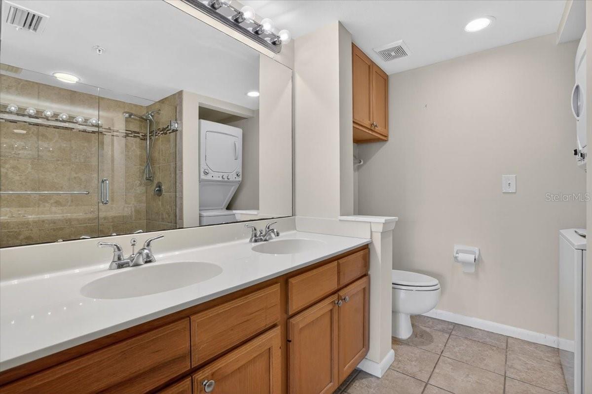 1040 WEXFORD BLVD #1040
