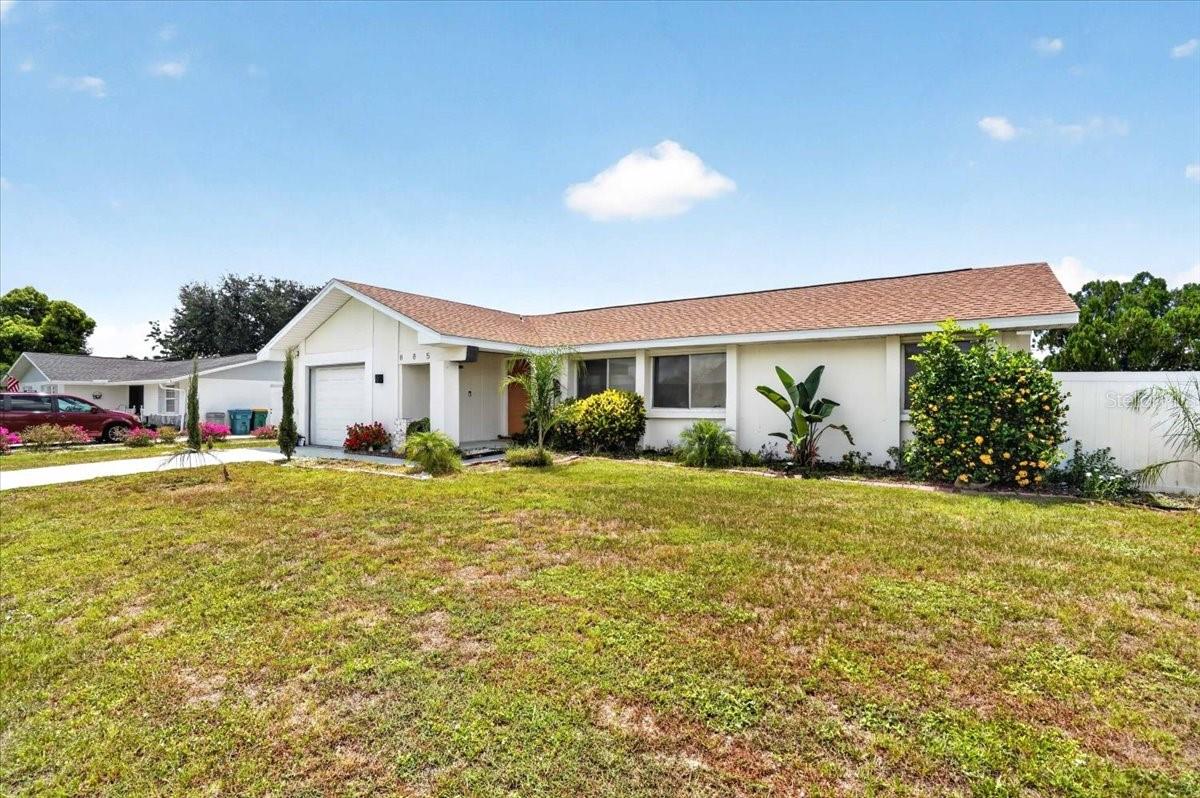 885 FAIRFAX TER NW