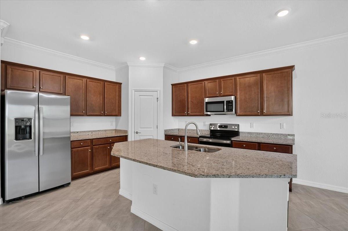 24229 SPARTINA DR