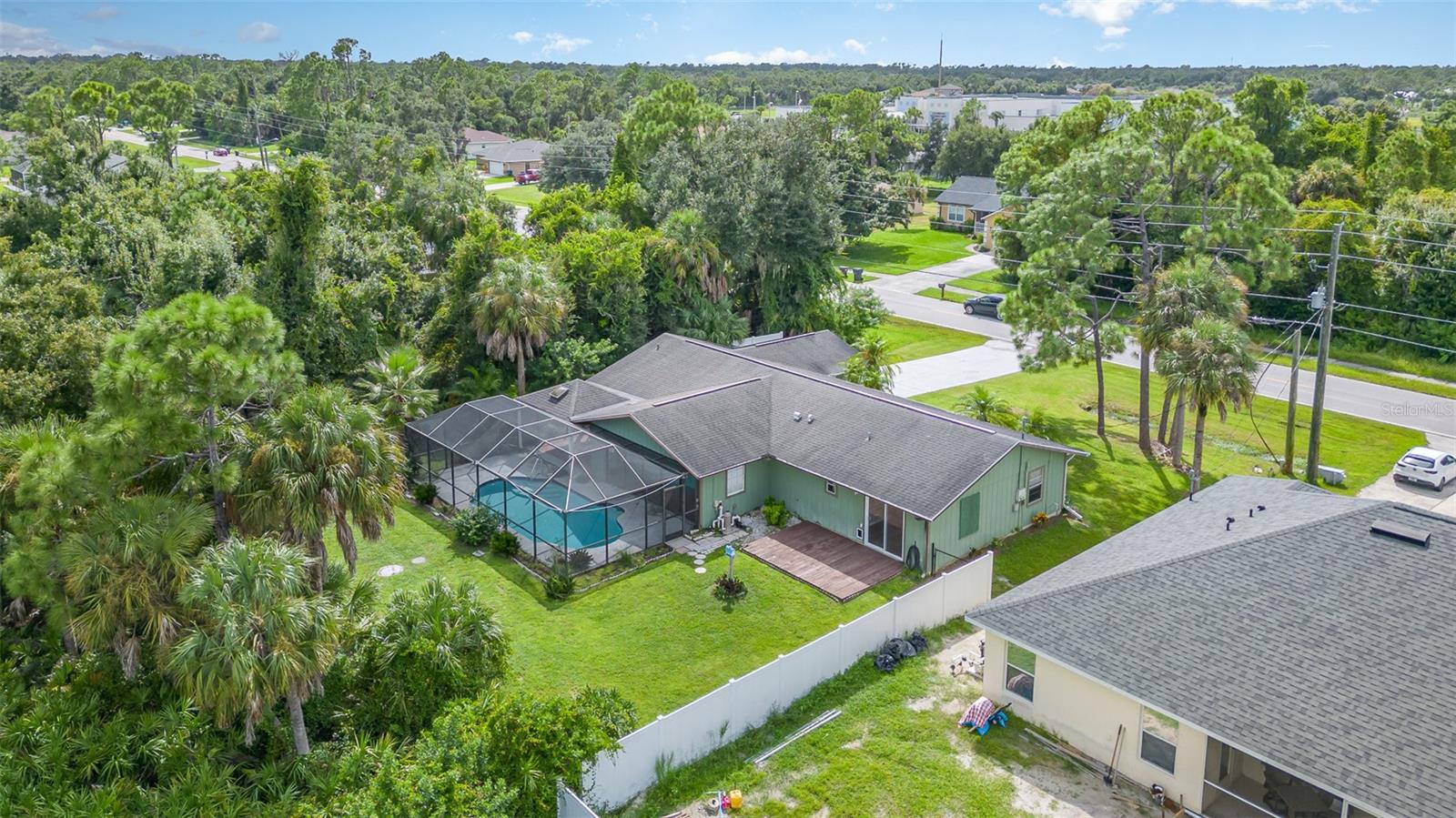 2604 S CRANBERRY BLVD