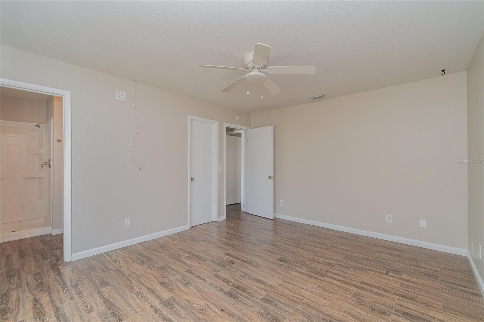 2604 S CRANBERRY BLVD