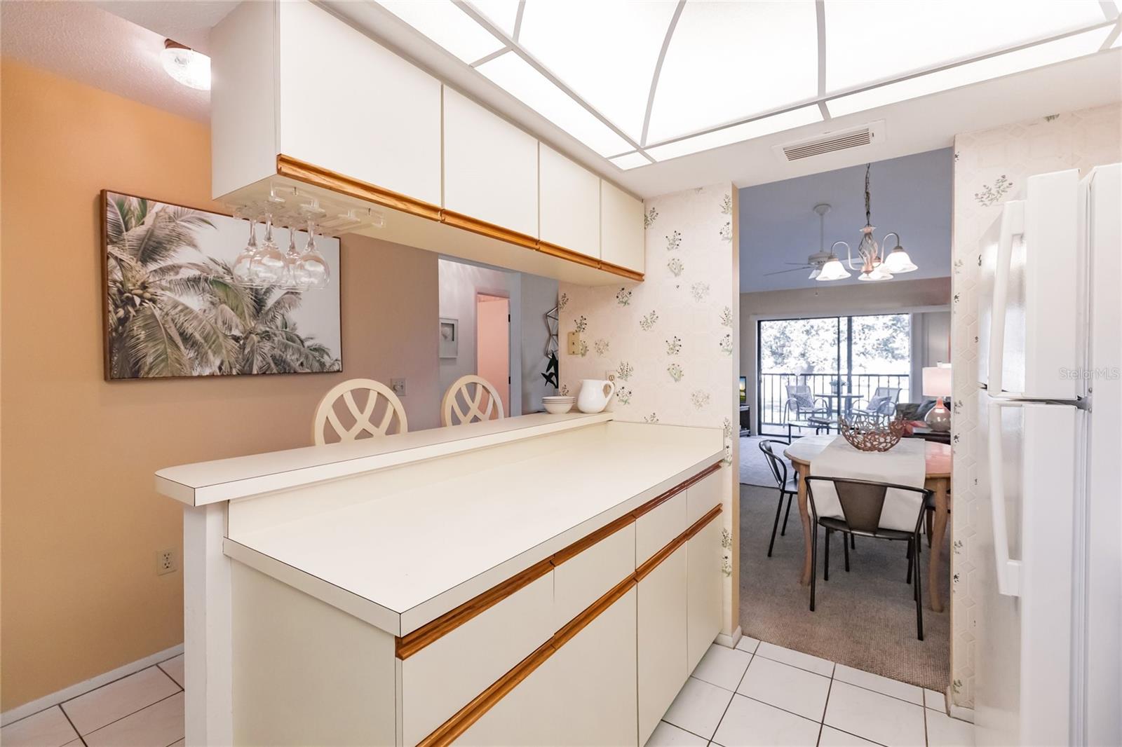 933 CAPRI ISLES BLVD #38