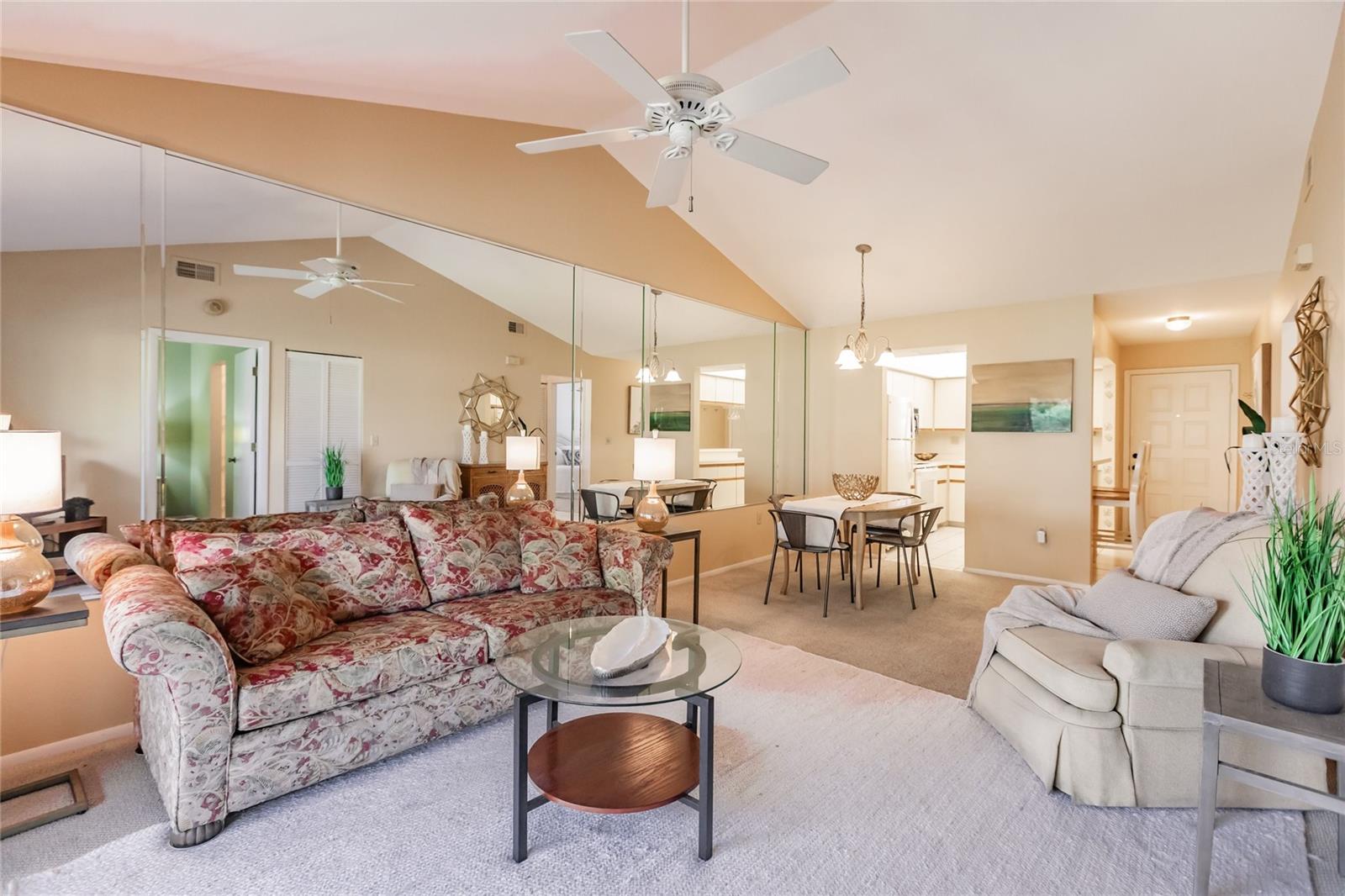 933 CAPRI ISLES BLVD #38