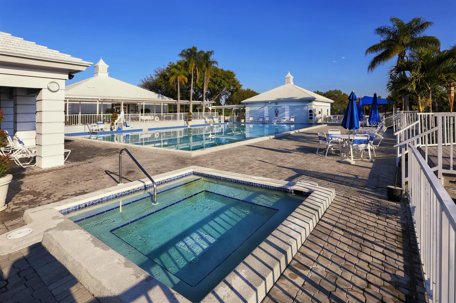 803 MONTROSE DR #202