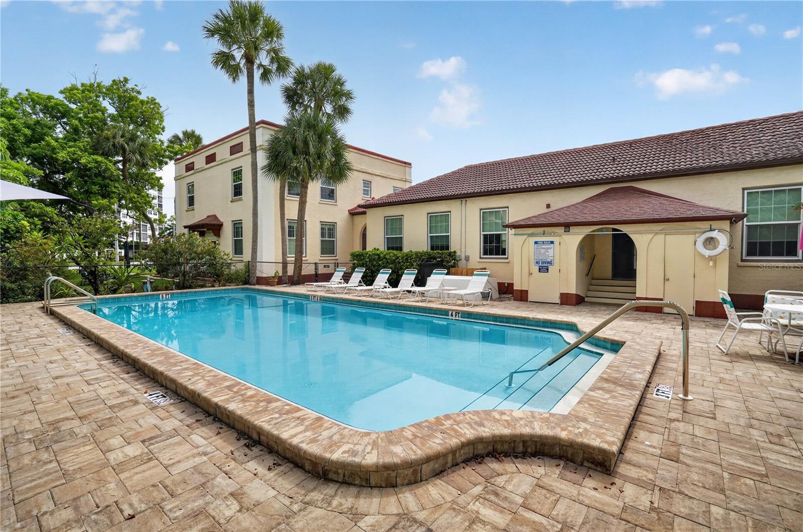 238 TAMPA AVE W #221