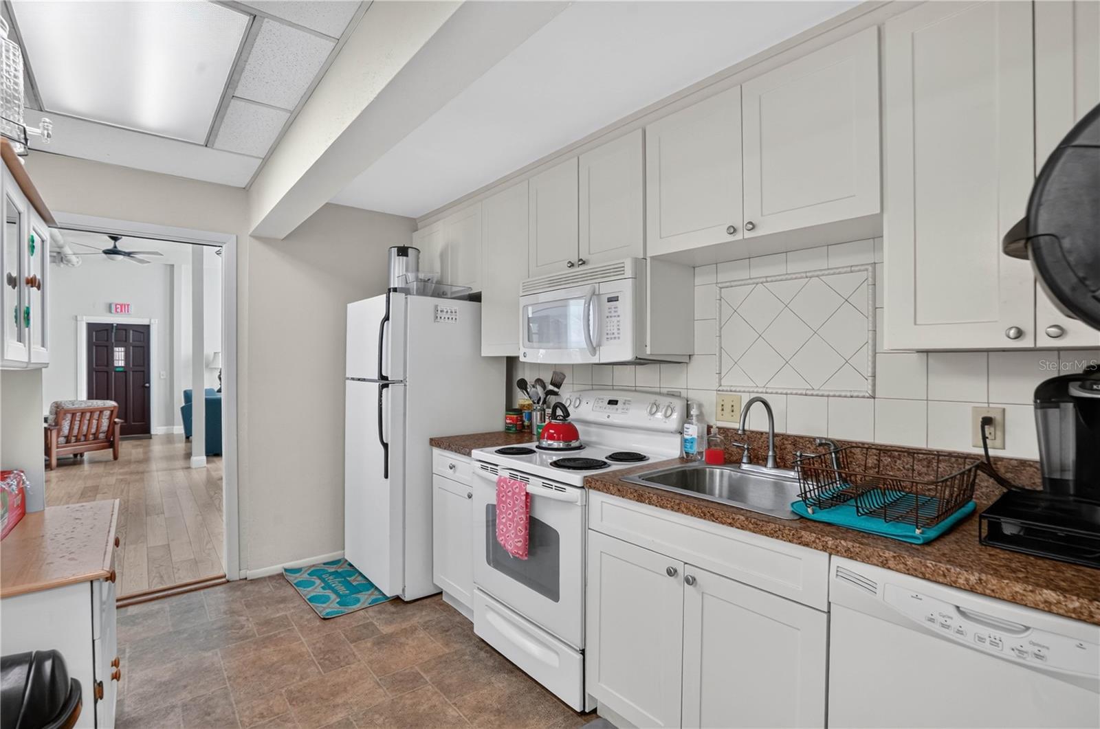 238 TAMPA AVE W #221