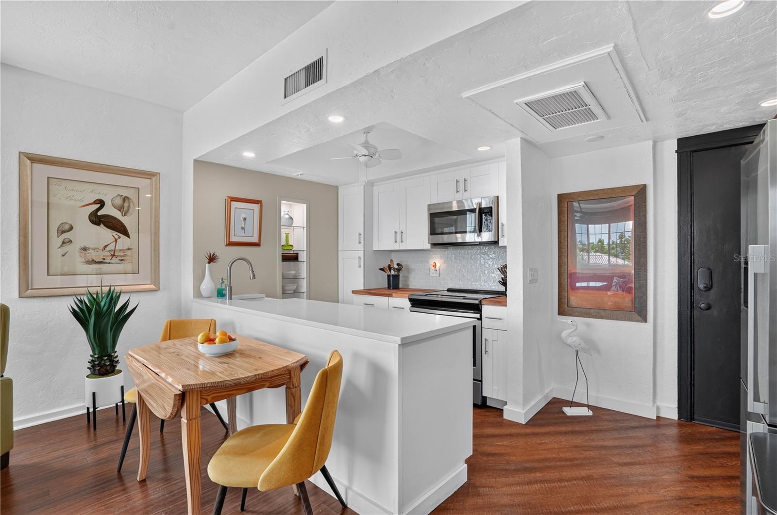 238 TAMPA AVE W #221