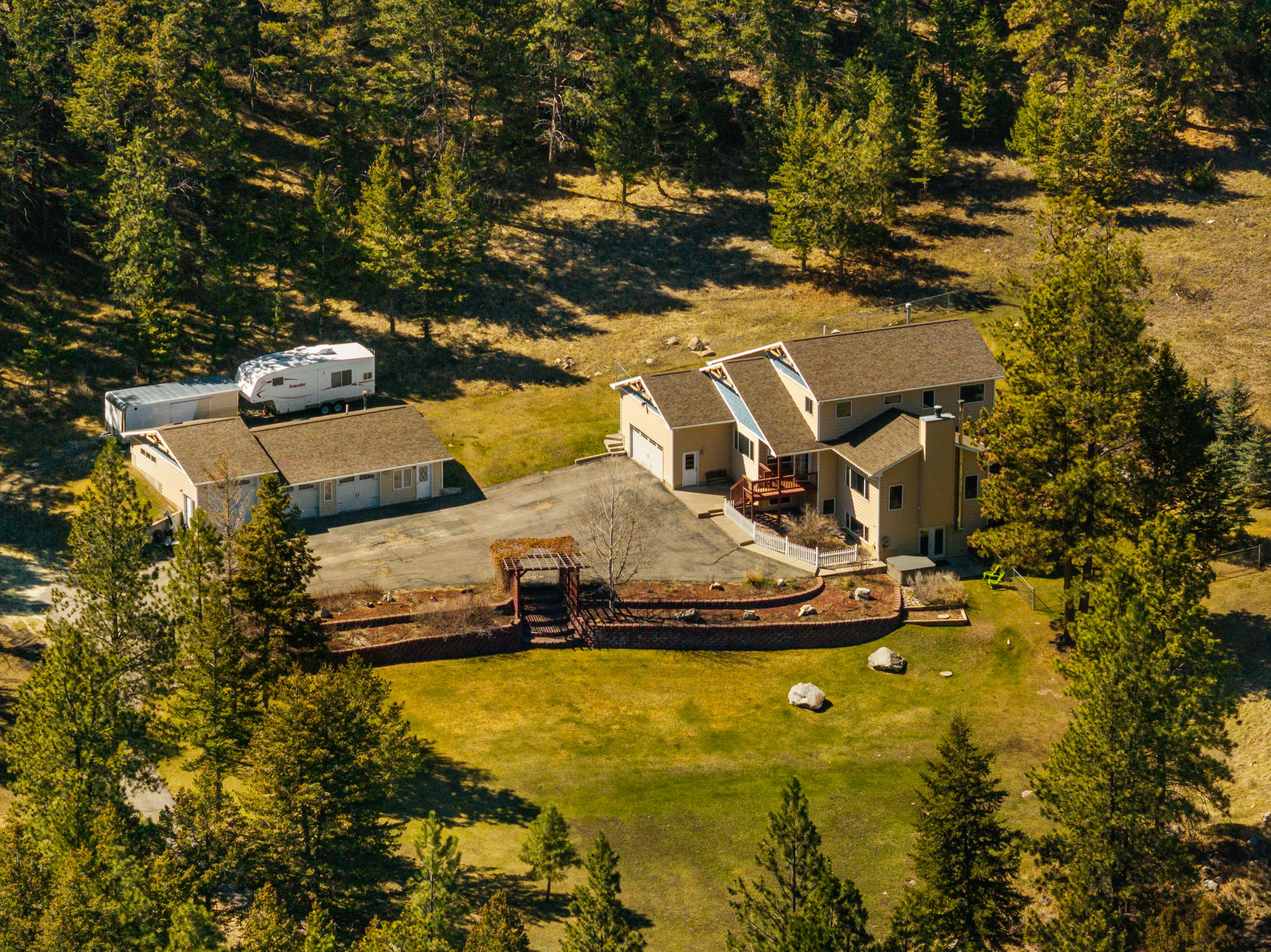 1059 HWY 282
