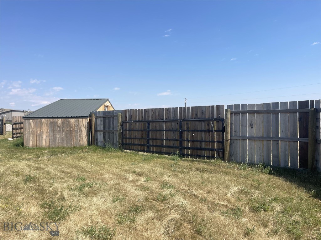 118 Hayfield Loop Trail