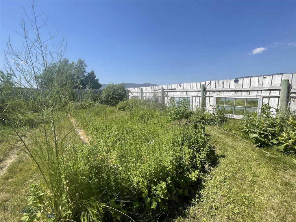 118 Hayfield Loop Trail