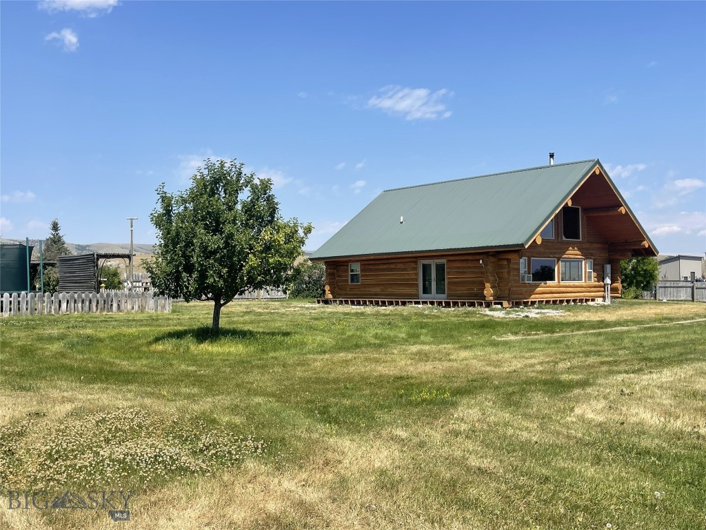 118 Hayfield Loop Trail