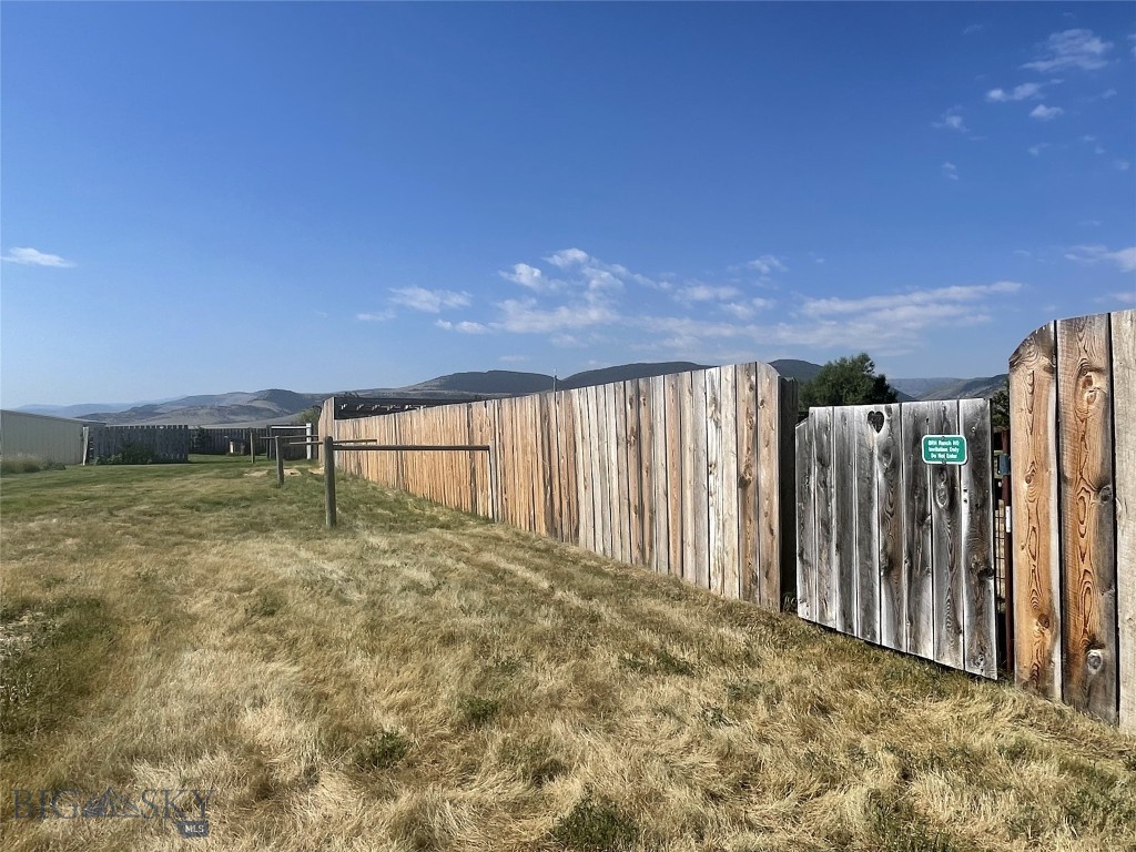 118 Hayfield Loop Trail