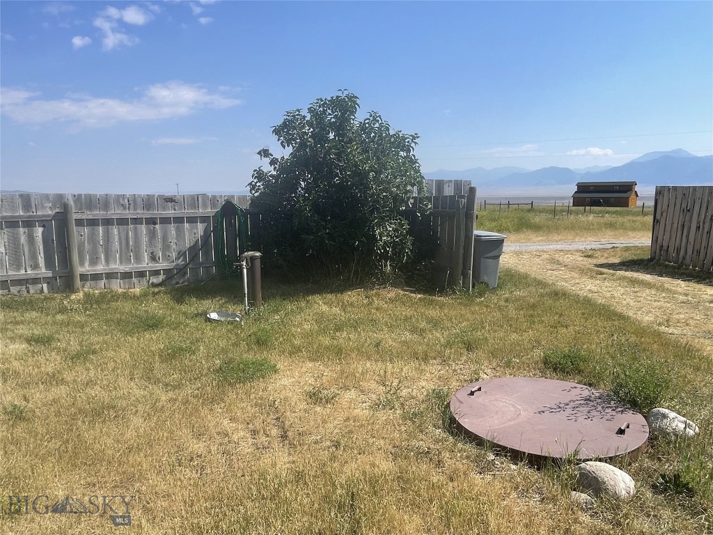 118 Hayfield Loop Trail