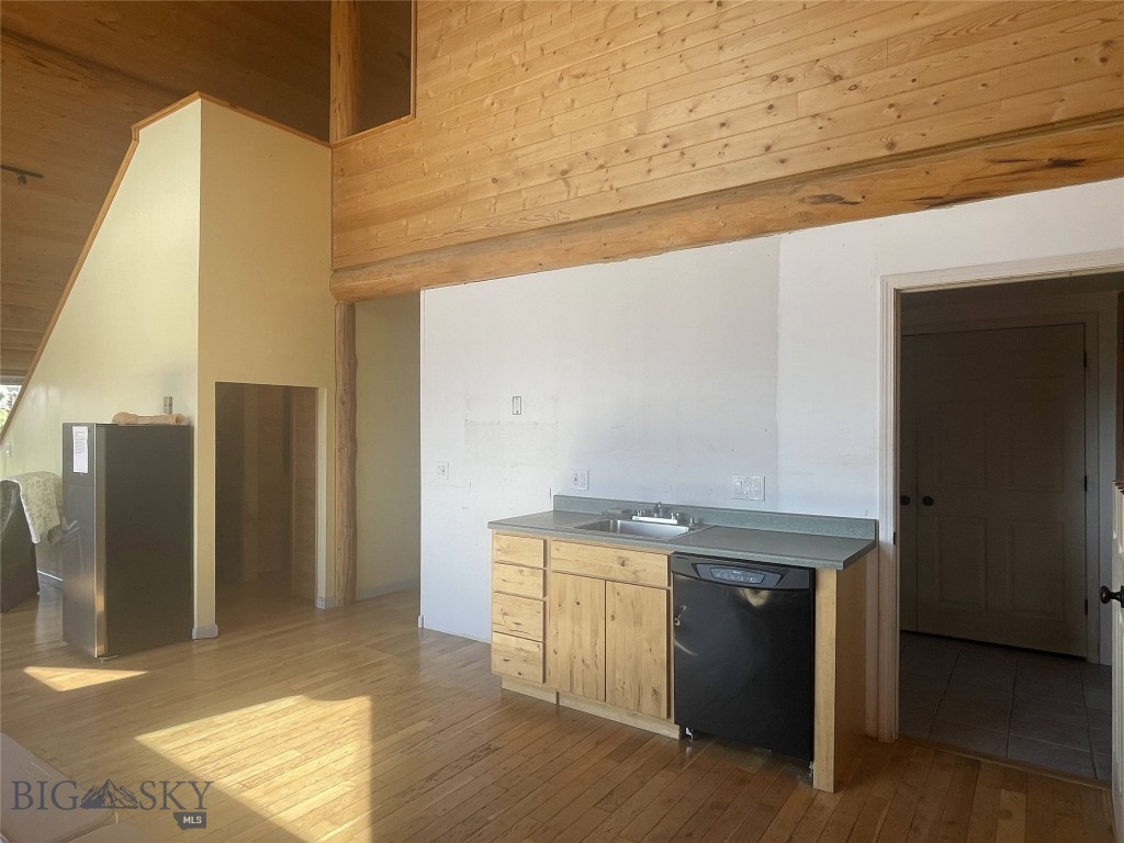 118 Hayfield Loop Trail