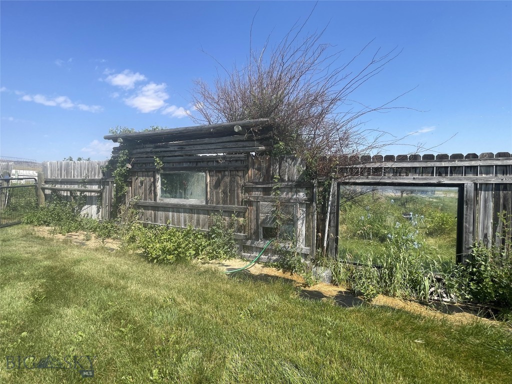 118 Hayfield Loop Trail