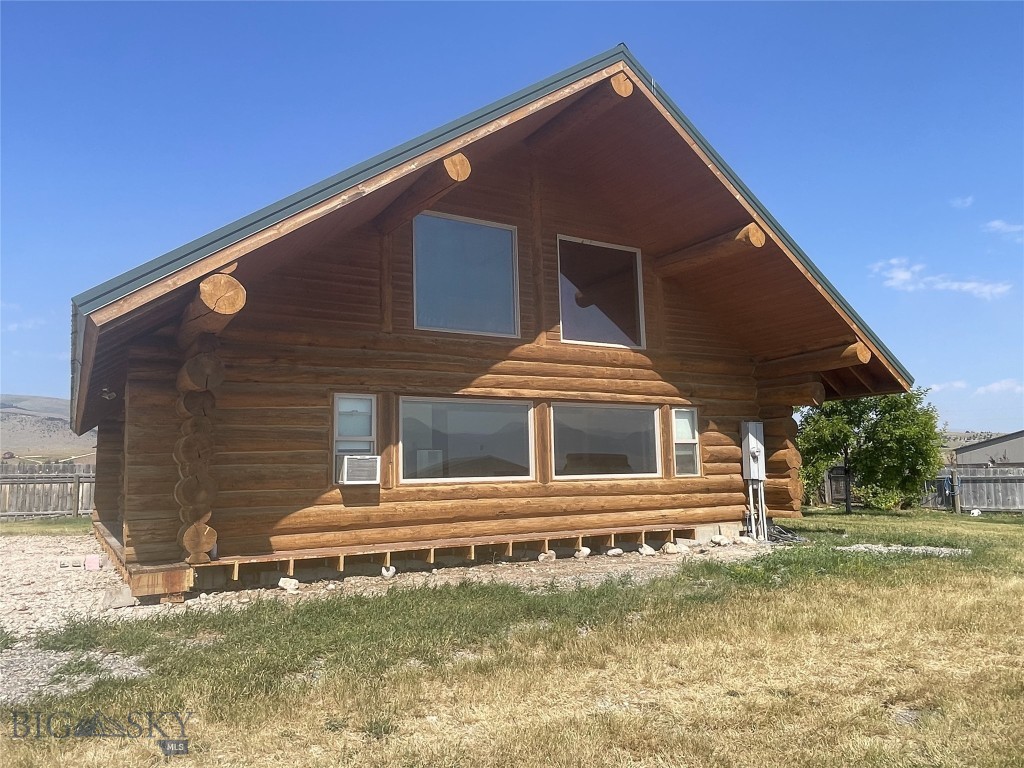 118 Hayfield Loop Trail