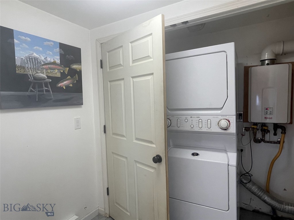 118 Hayfield Loop Trail