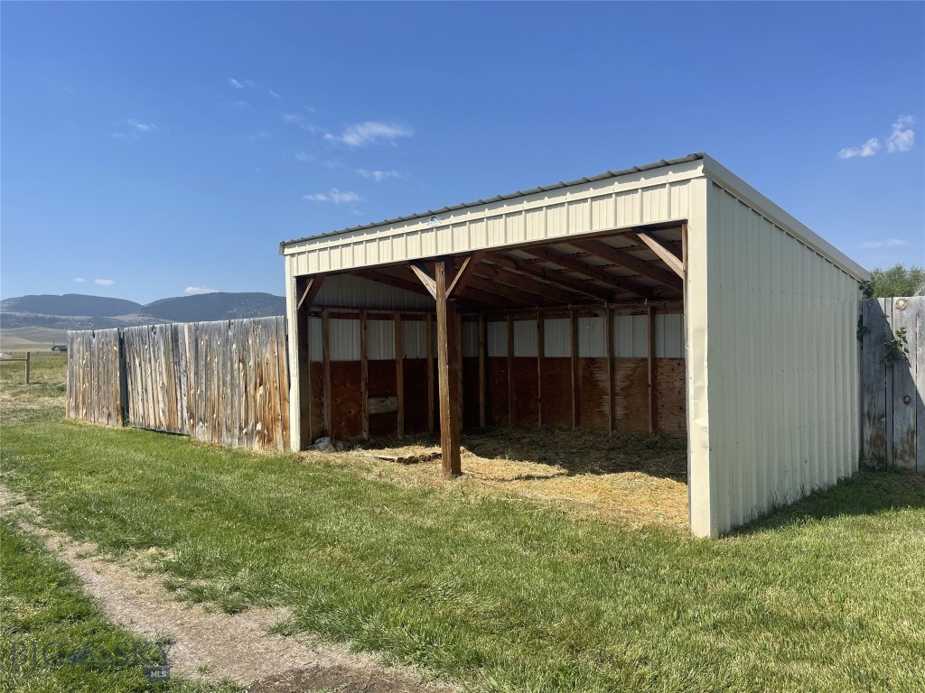 118 Hayfield Loop Trail